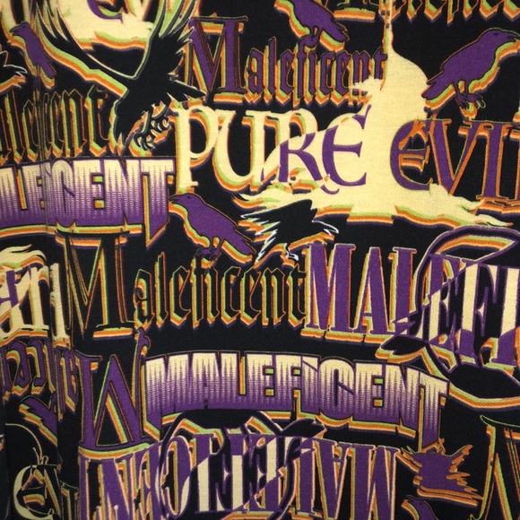 LuLaRoe Patrick T - Picture 2 of 3